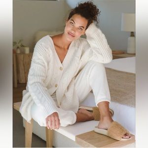 JENNI KAYNE
Cable Cocoon Cardigan